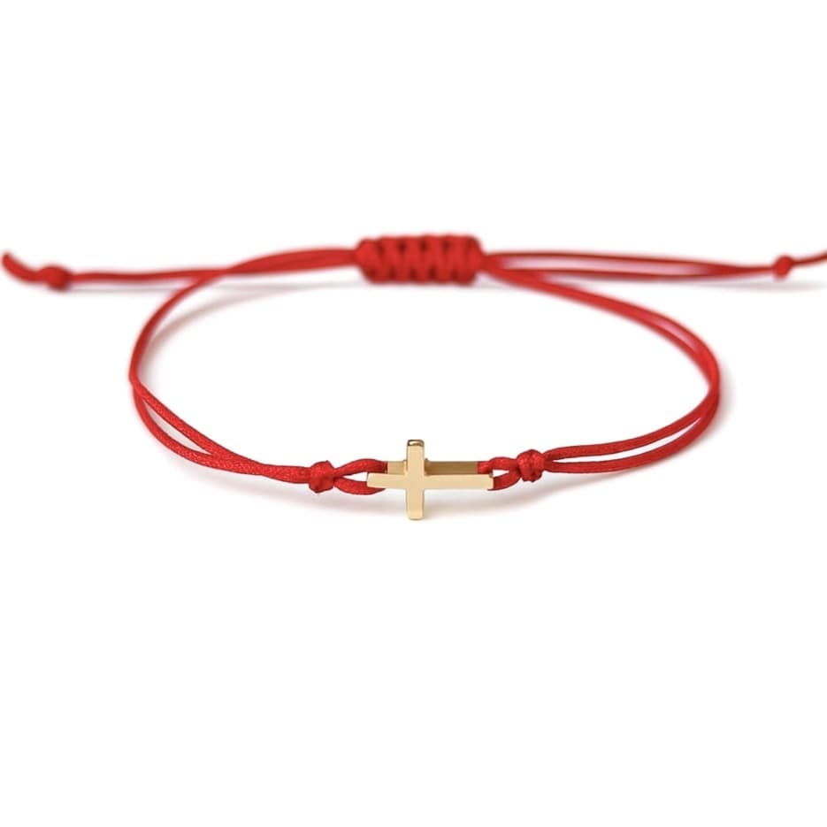 Гривна с червен конец с фино кръстче